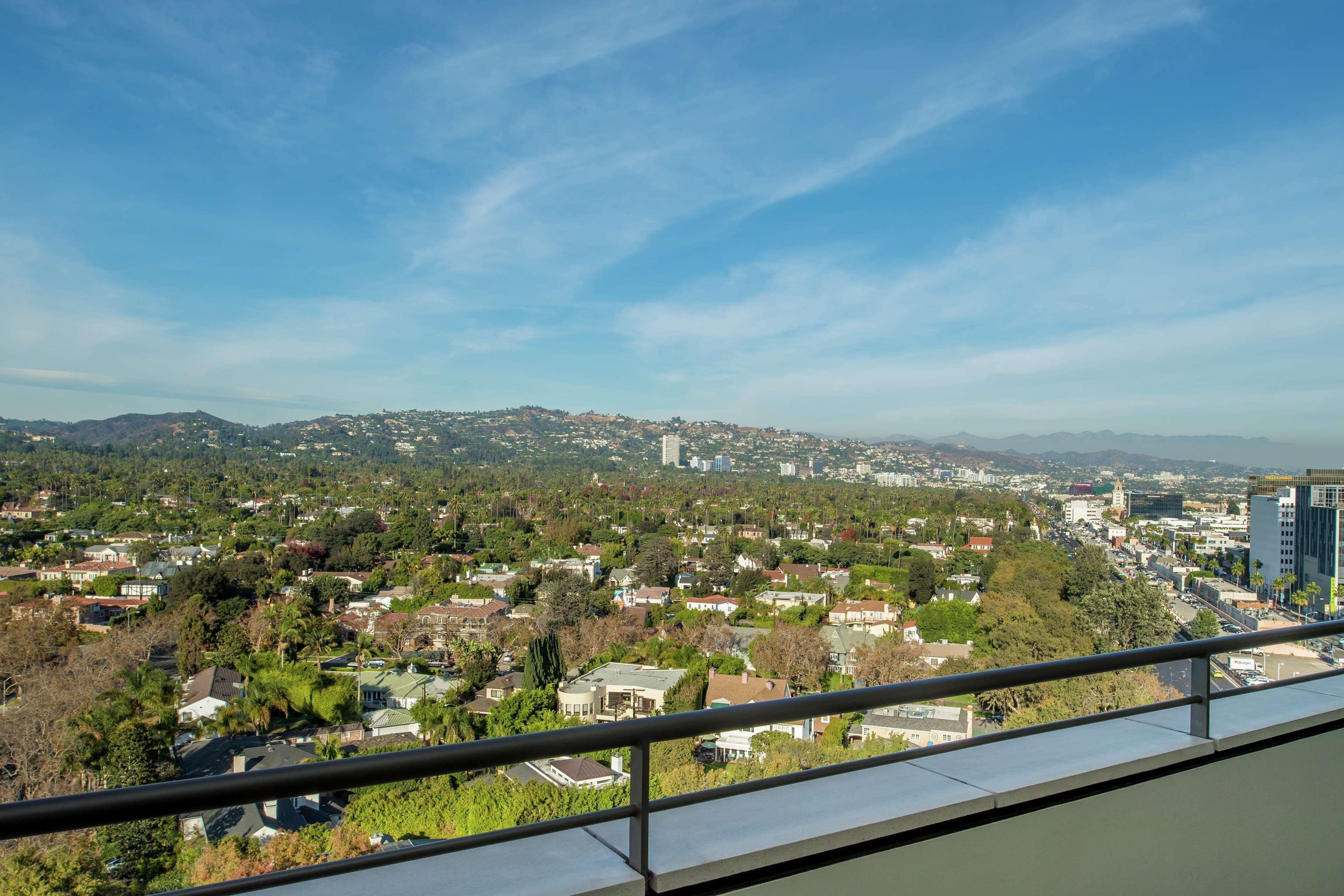 Waldorf Astoria Beverly Hills Hotel Los Angeles Exterior photo