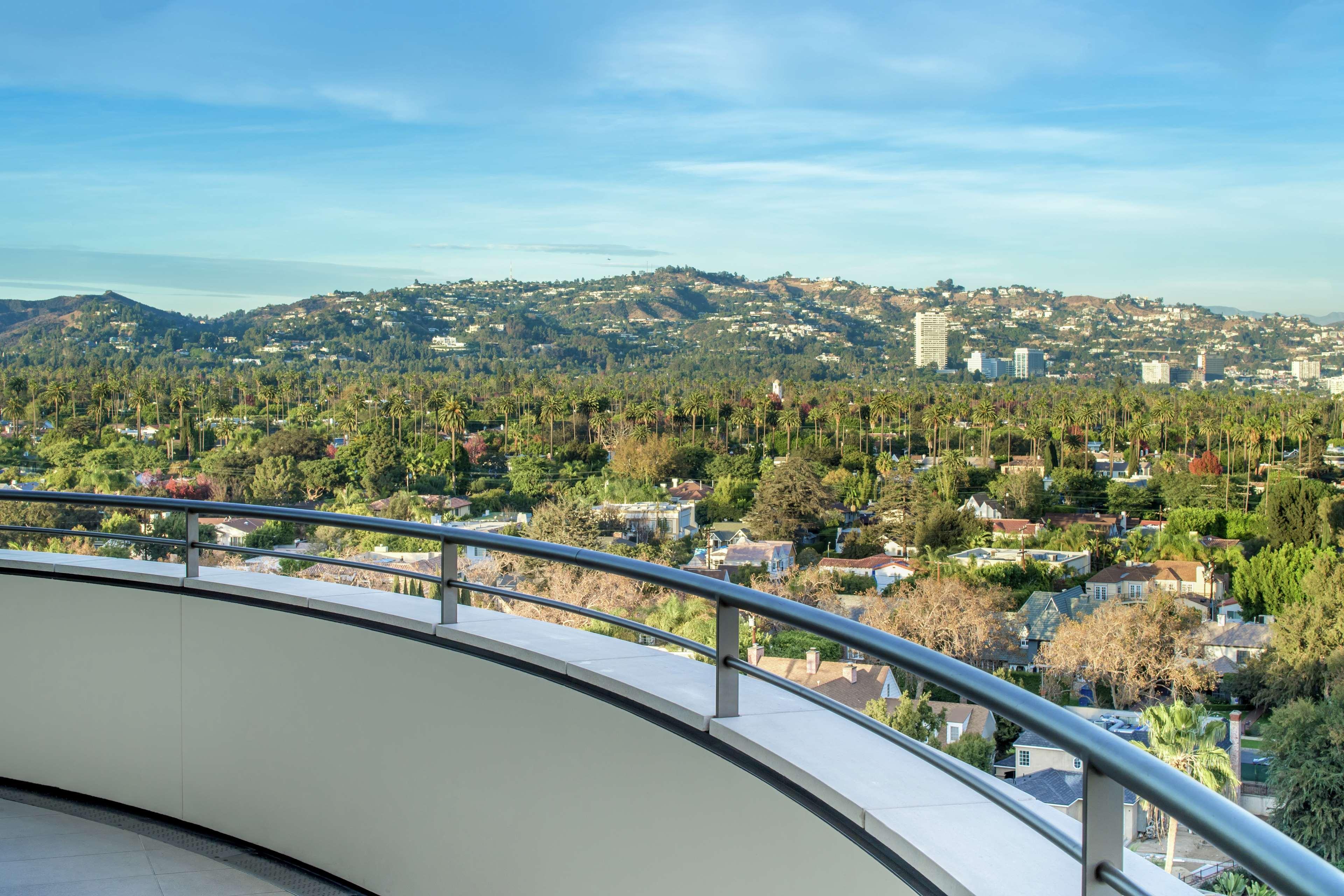 Waldorf Astoria Beverly Hills Hotel Los Angeles Exterior photo